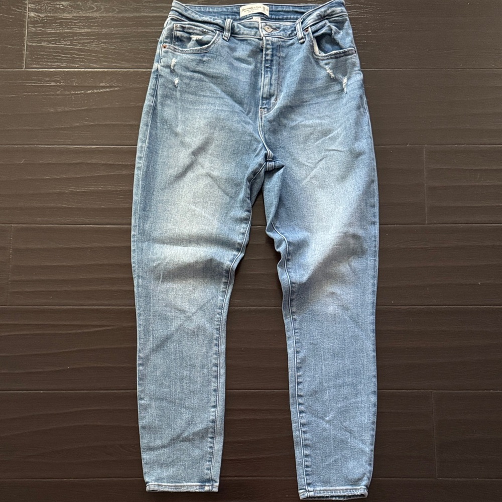 Abercrombie & Fitch Light Blue Skinny Jeans